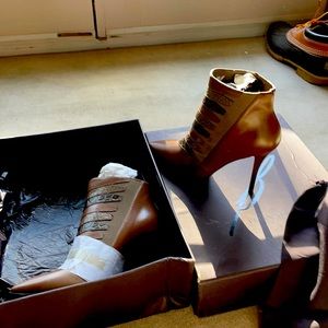 Brand new Brian Atwood boots